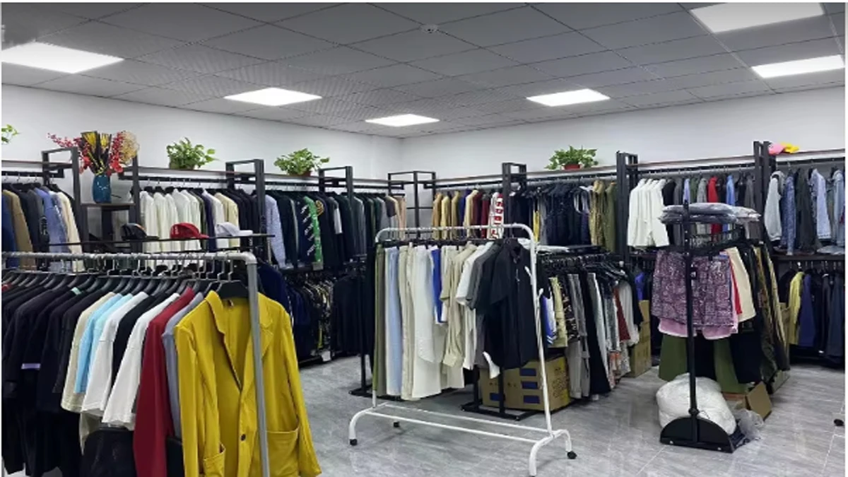 Quanzhou Yibiao Sexy Lingerie Co., Ltd. 2