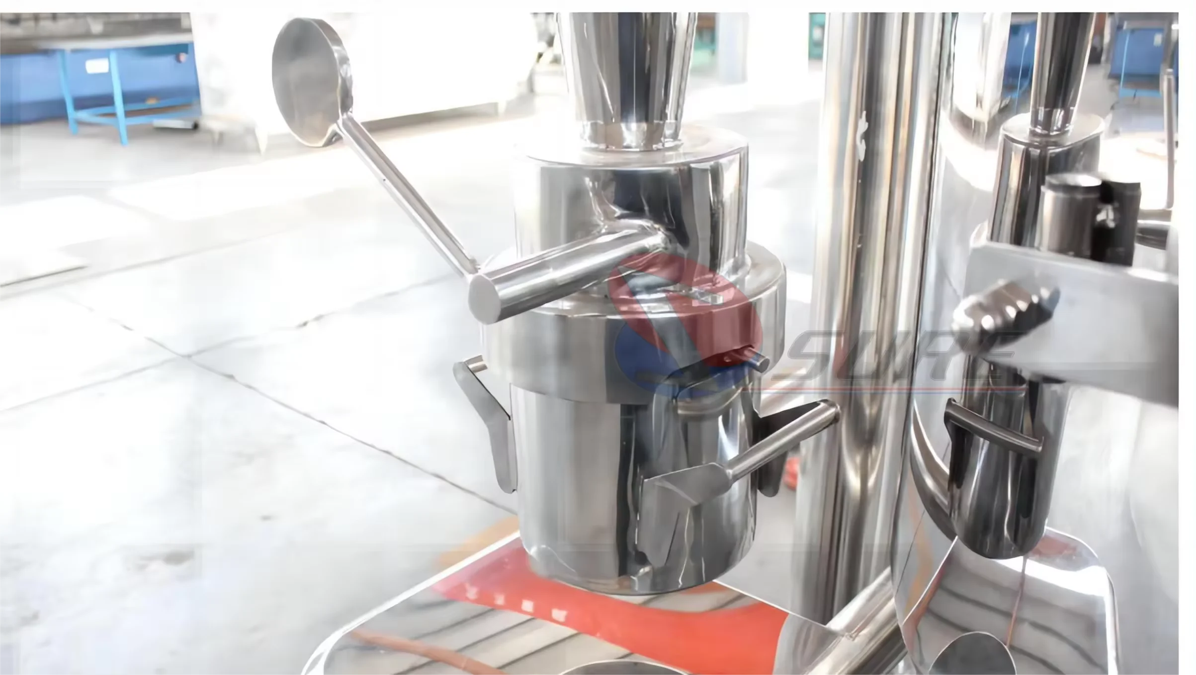 High Speed Centrifugal Atomizer Spray Dryer Machine Liquid Spraying Drying Equipment for Sale