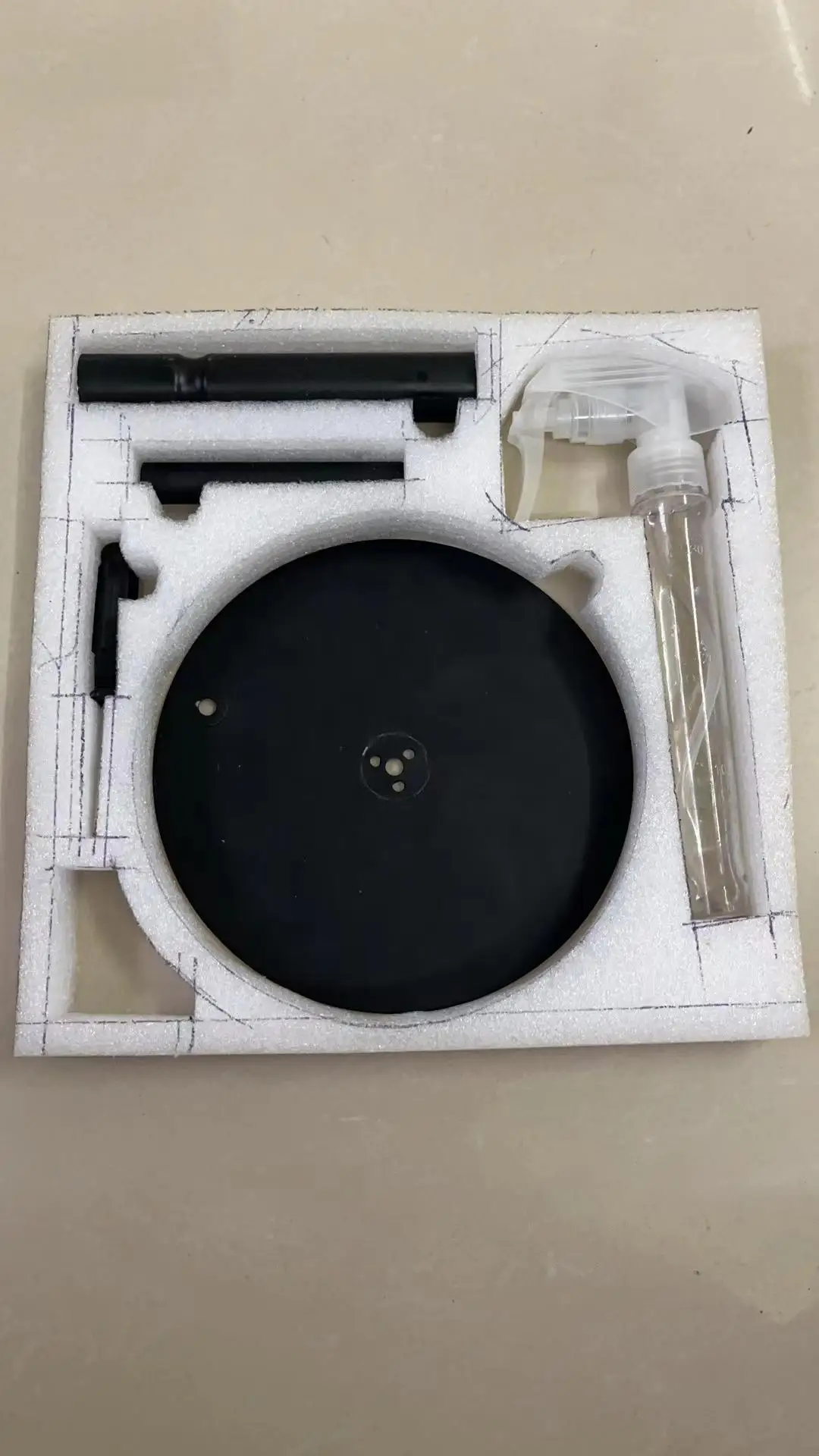 Paper Towel Holder with Spray Bottle Versatile and Convenient