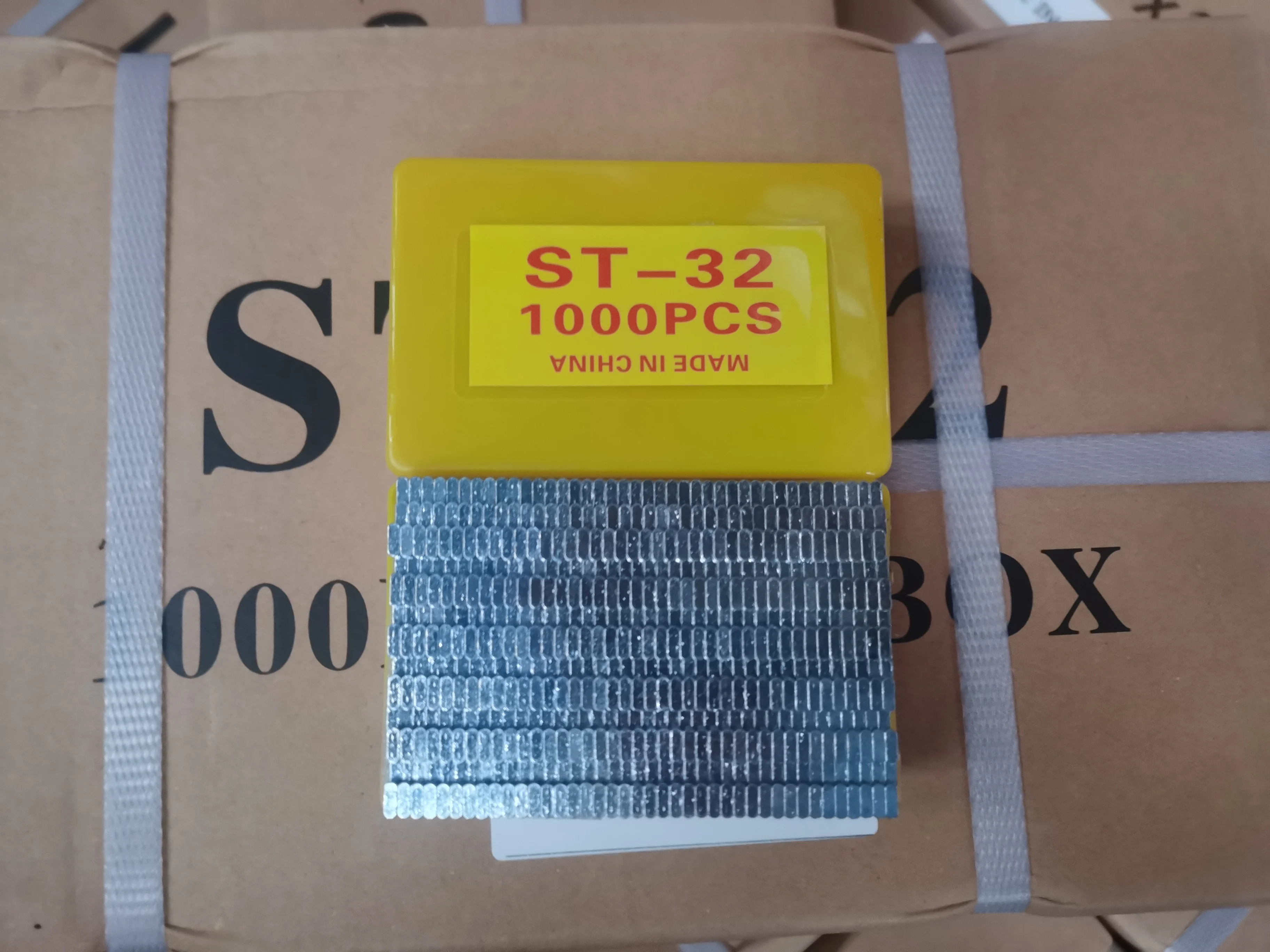 亜鉛メッキスムースシャンクカップヘッドコンクリート用釘ST18-ST50 