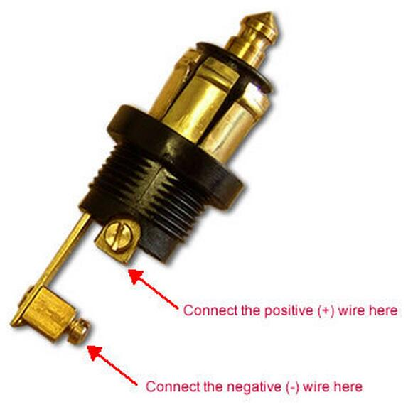 HELLA 8KA 007 589-131 Adattatore Presa 12/24V + HELLA 8KA 007 589-101 Adattatore Accendisigari 24V – Kit Connessioni Per Veicoli, Montaggio Semplice
