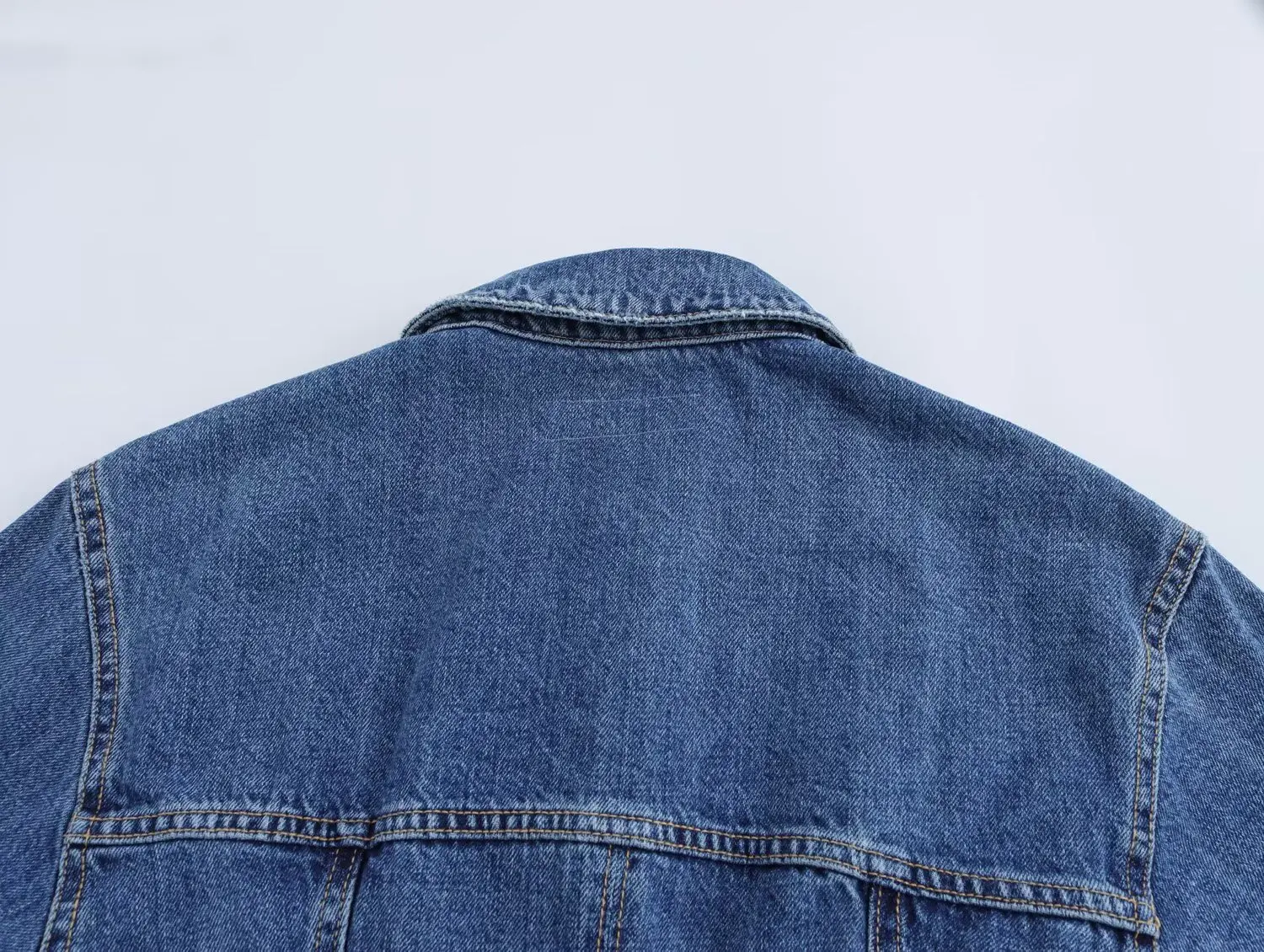 Damekjoler i ny mote: mini-kledning i jeansstoff med joker-mønster, revers og knapper, retro-stil med lange ermer, vestidos Eden