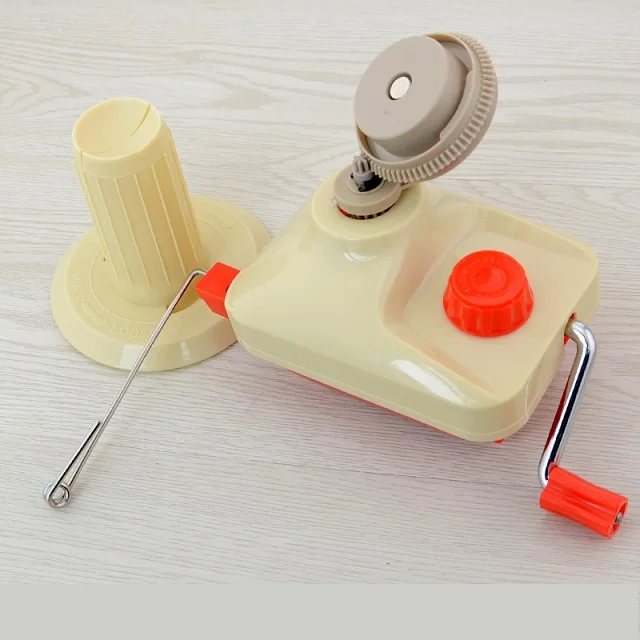 Машина для намотки шерсти с ручным приводом