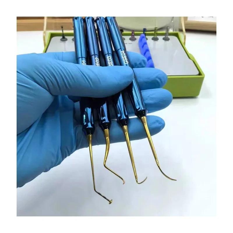 Kitus Dentalis Dask, Kitus pro Implantis Dentalibus et Elevatione Sinuum, Instrumentorum Dentalium Collectio, Apparatus Dentalis, Manu Operatus, Sine Fonte Potestatis Electrica, Ex Aere Ferro Factus
