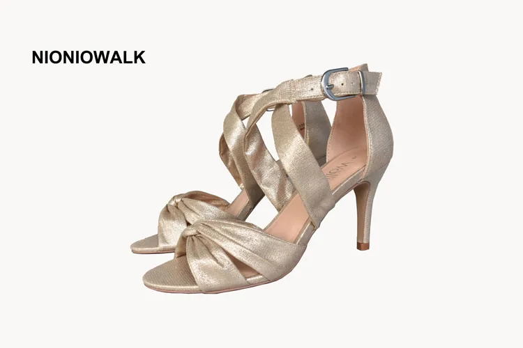Amazon.com: Sandalias de vestir de tacón medio grueso con puntos de malla y  puntera cerrada para mujer : Ropa, Zapatos y Joyería