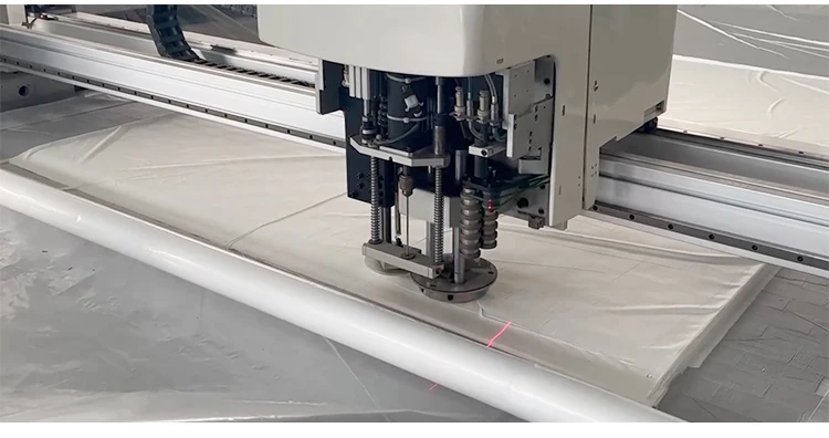 iGK-AC Multi-Layer Cutting Machine