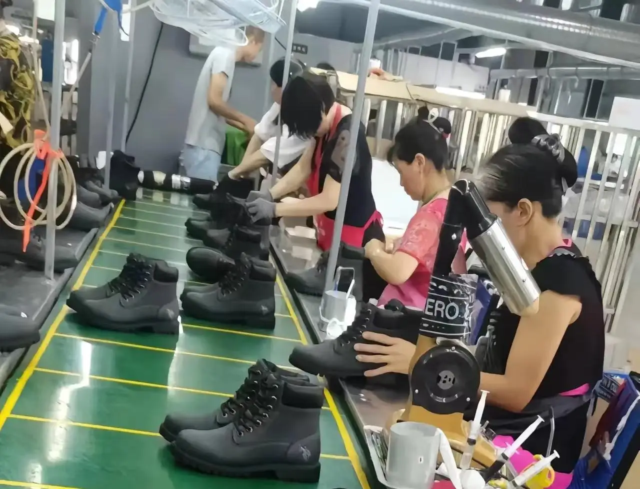 Chongqing Jiucan Trading Co., Ltd. 3