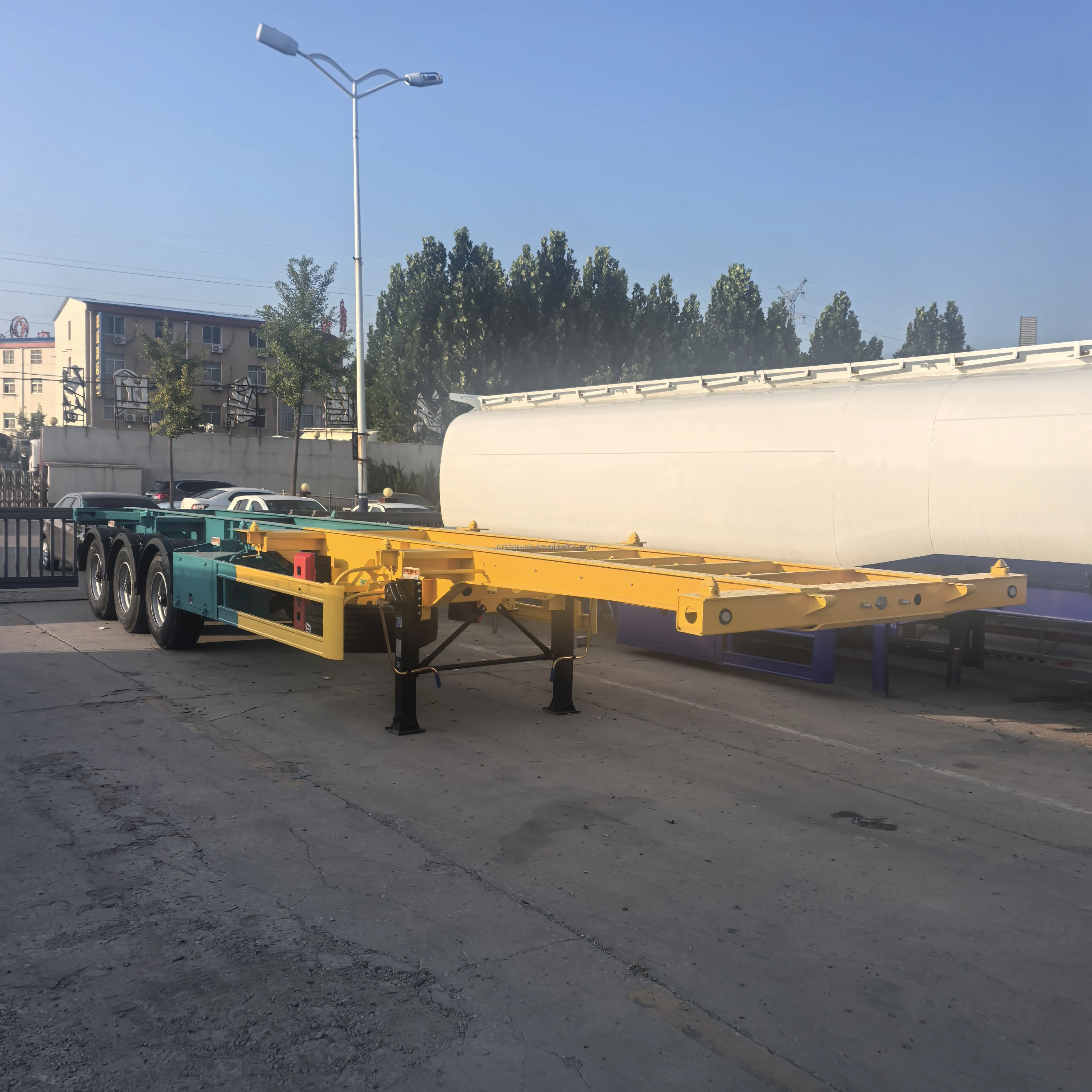 product 3 axle 40 foot skeleton semi trailer premium steel for maximum load-1