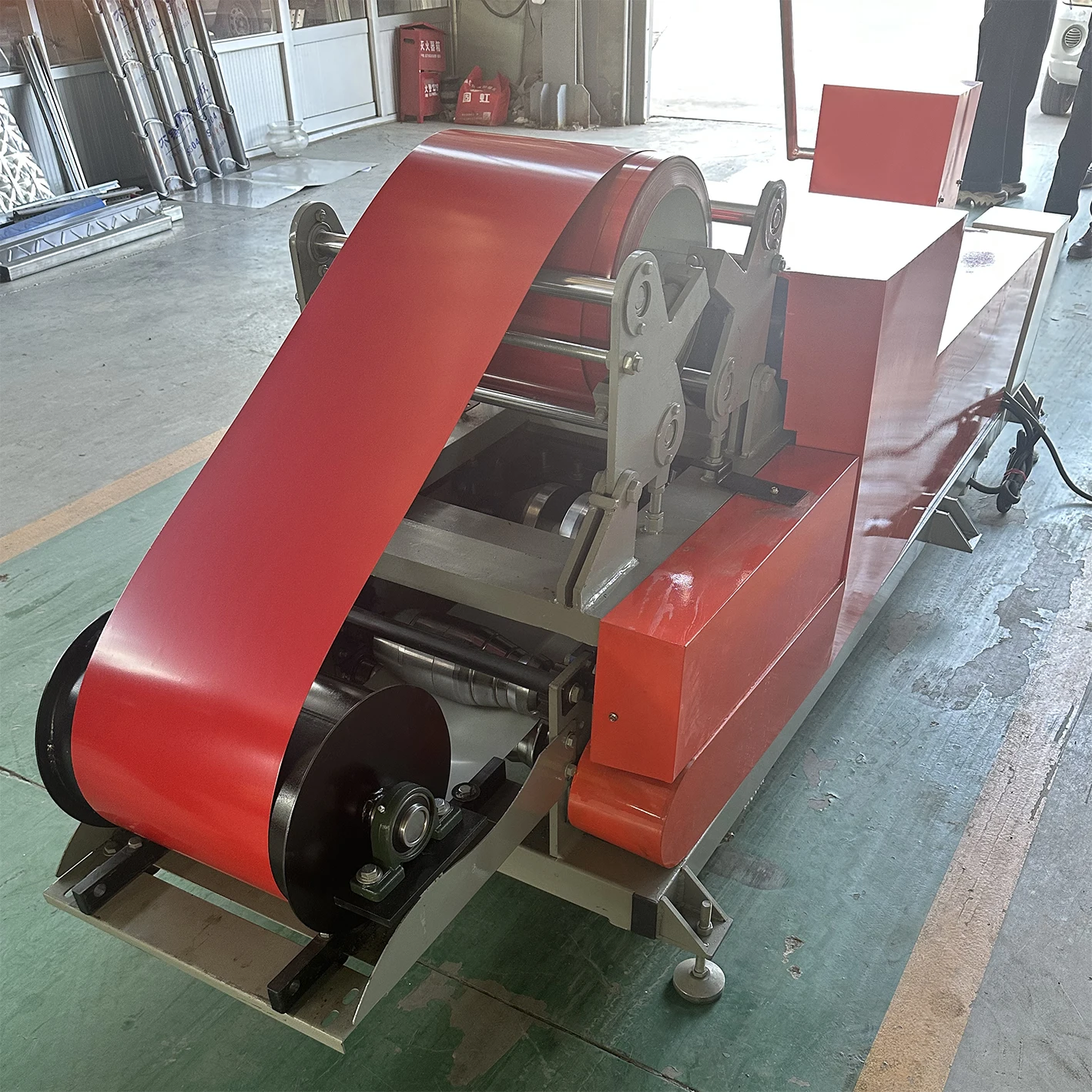 Small Steel Gutter Machine Metal Rain Tube Making Machine Metal Eaves Through Roll Forming Machine