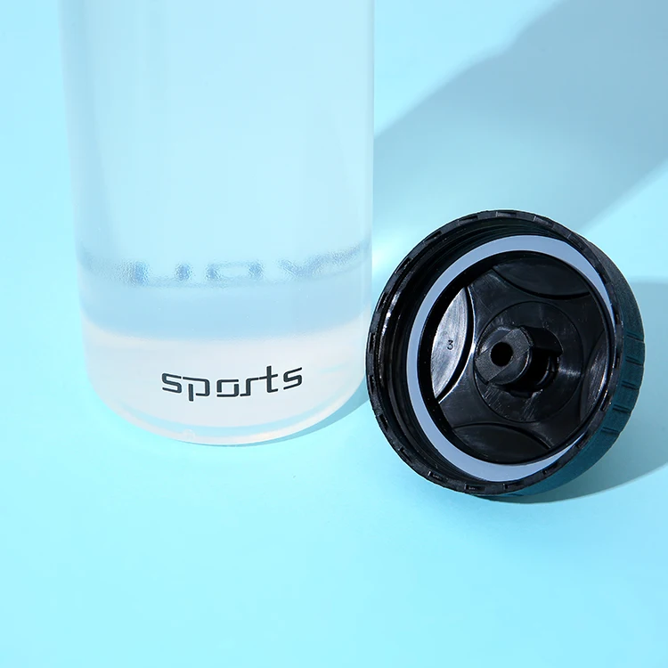 Portable 700 ML Custom Printed Logo BPA Free Gym Sports Plastic Water Bottle