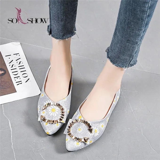 Venta Al Por Mayor,Hermosos Zapatos Planos Con Estampado De Flores,Zapatos  Cómodos De Último Diseño Para Mujer - Buy Zapatos Planos De Las Mujeres  Zapatos,Señora Zapatos De Confort,Impreso Zapatos De Mujer Zapatos Product