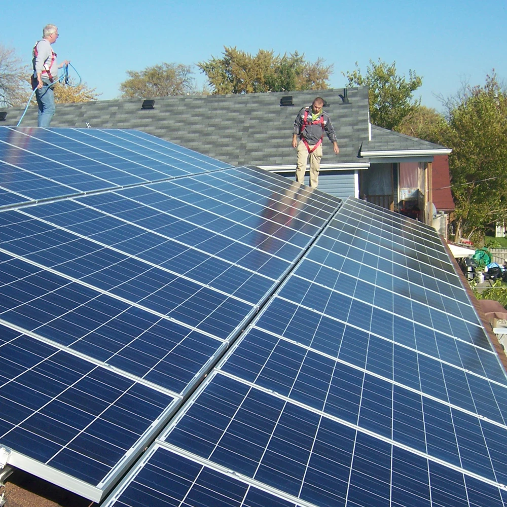 Hệ thống năng lượng mặt trời cho ngôi nhà lai do Trung Quốc sản xuất