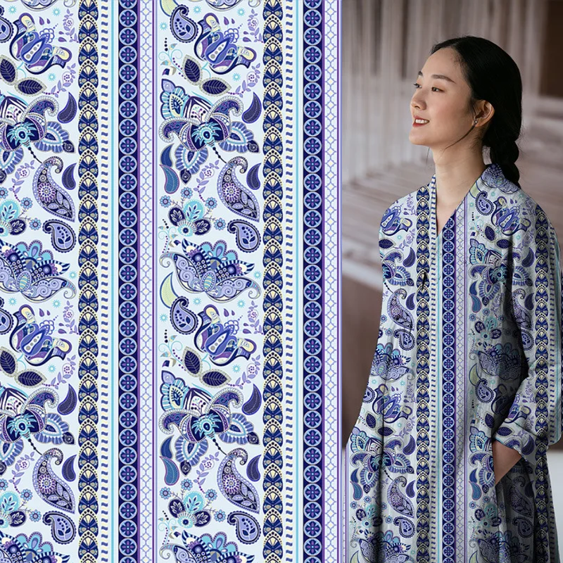 Manufacturer's 100% Rayon Floral Paper Transfer-printed Plaid Shirt Fabric Printed Bedding Wholesale Printing One Meter
