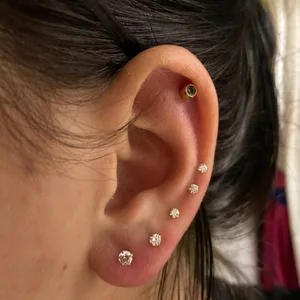 Hot Selling 1.2/1.6MM Pin Earrings in 18k Gold Plating Titanium Jewelry Body Piercing with Zircon Titanium No Fade