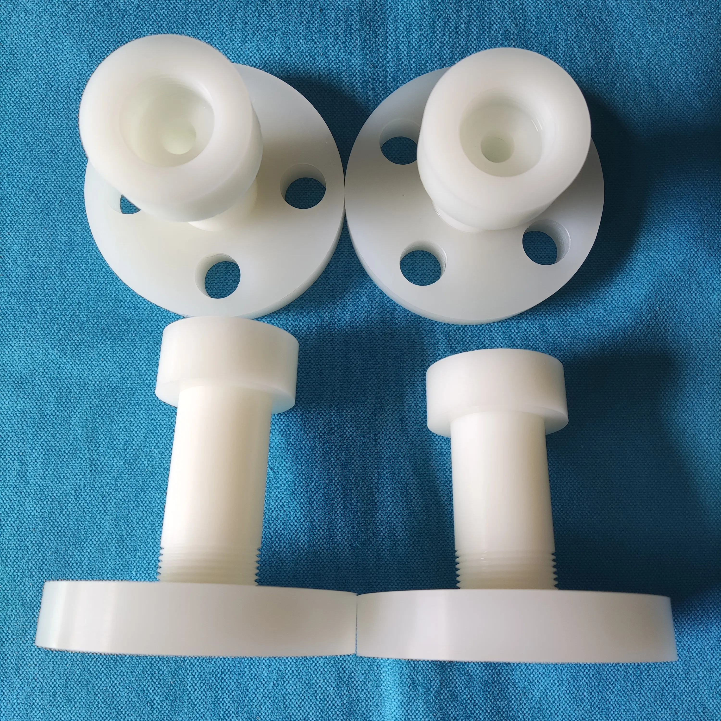 PVDF pipe joint produced by Chongfu PTFE manufacturer