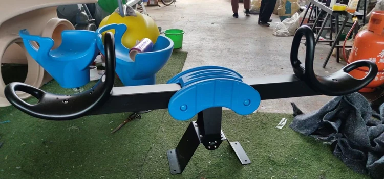 Factory Direct Seesaw for Kids Fashion Design Rabbit Seesaw Plastic Seat Seesaw Outdoor Playground
