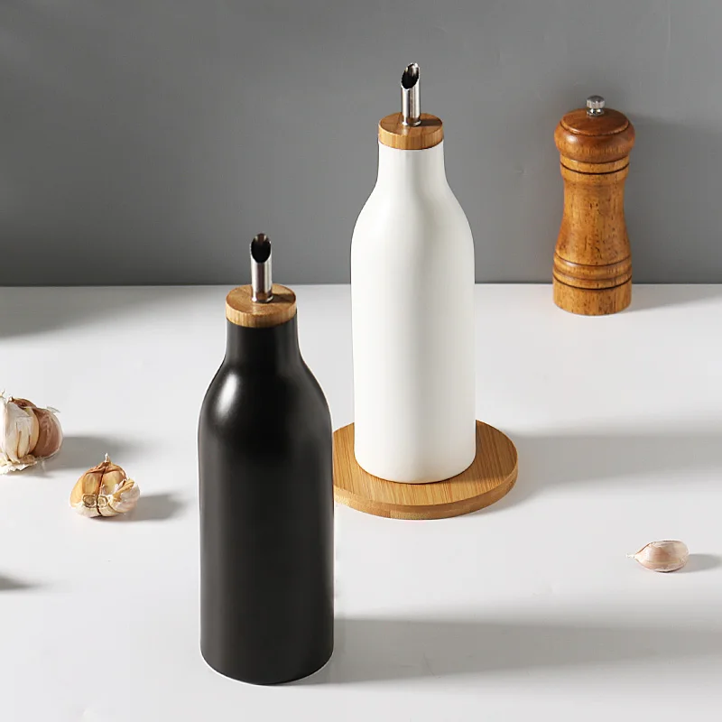 Custom Porcelain Cruet Set Handmade Ceramic Vinegar Olive Oil Dispenser Bottle for Kitchen