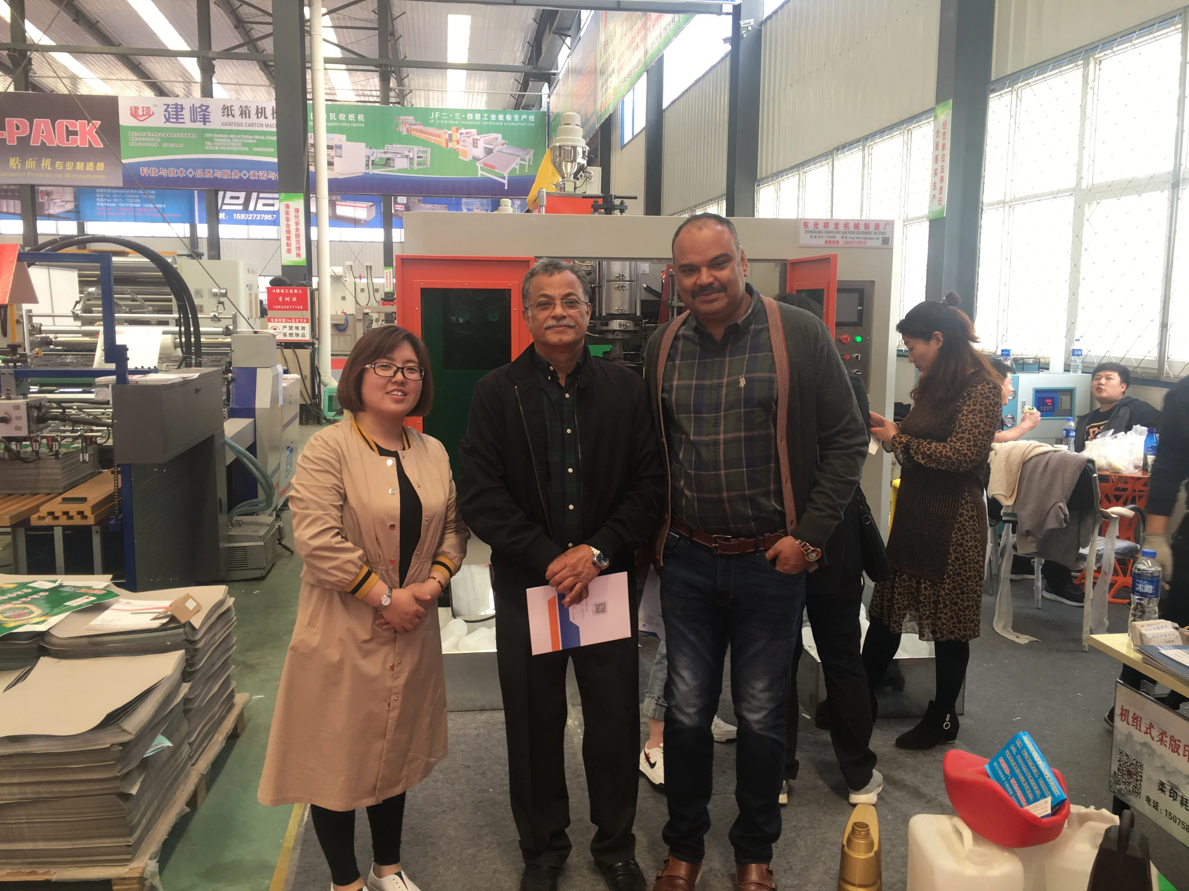 Extrusion Auto Plastic Car Bumper Toy Car Blowing Moulding Making