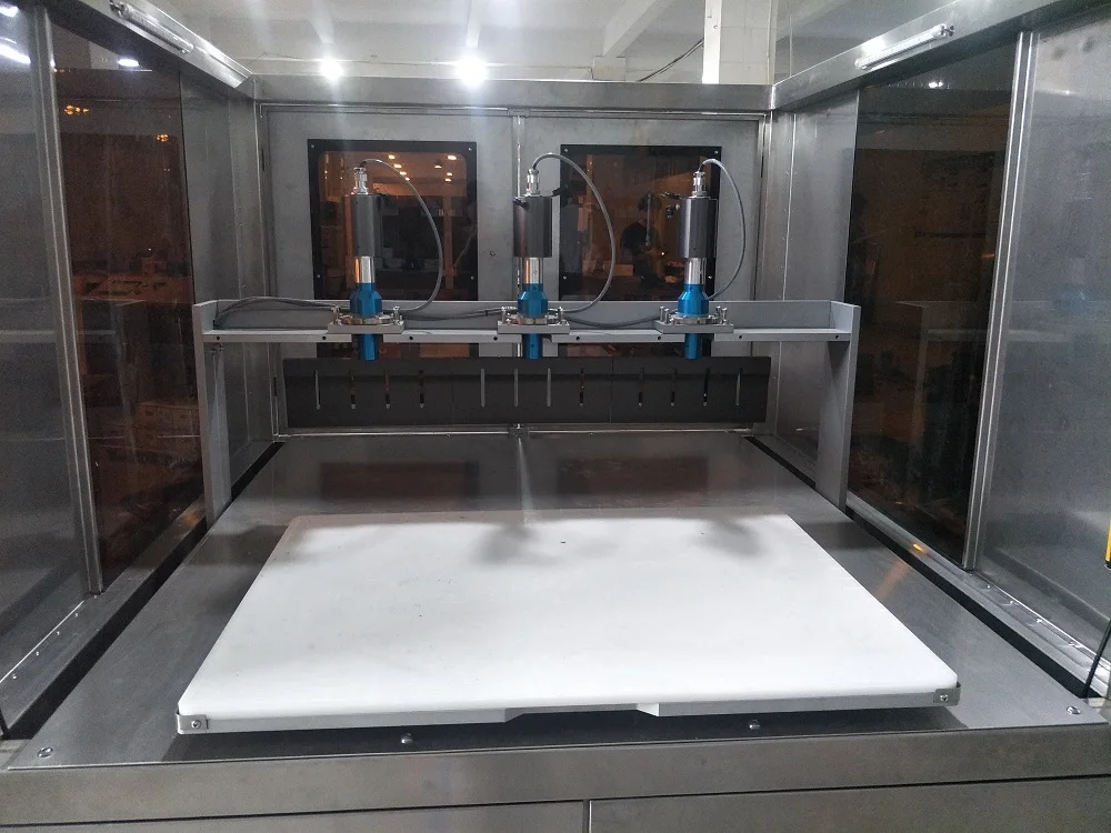 Одобренная CE ультразвуковая машина для резки тортов