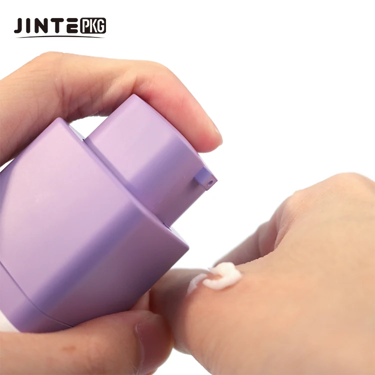 Empty 15ml 30ml 50ml  Face Cream Luxury Airless Pump Bottle With Twist Lotion Pump Plastic Bottle