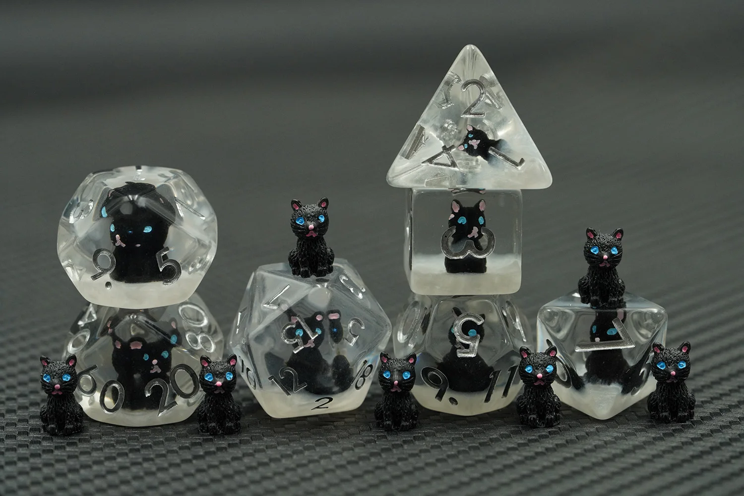 Cute Cat Resin Soft Edge DND 7PCS Polyhedral Dice Set for DND Board Game details