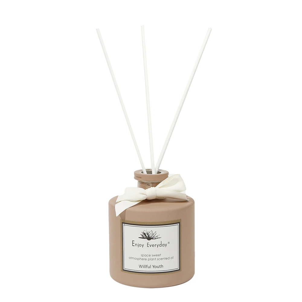 Premium handgemachter Aroma-Diffusor, OEM ODM kundenspezifischer Rohr-Diffusor mit hochabsorbierenden ätherischen Ölen, Direktlieferant vom Werk für Schlafzimmer, Kleiderschrank, Spa und Büroschmuck