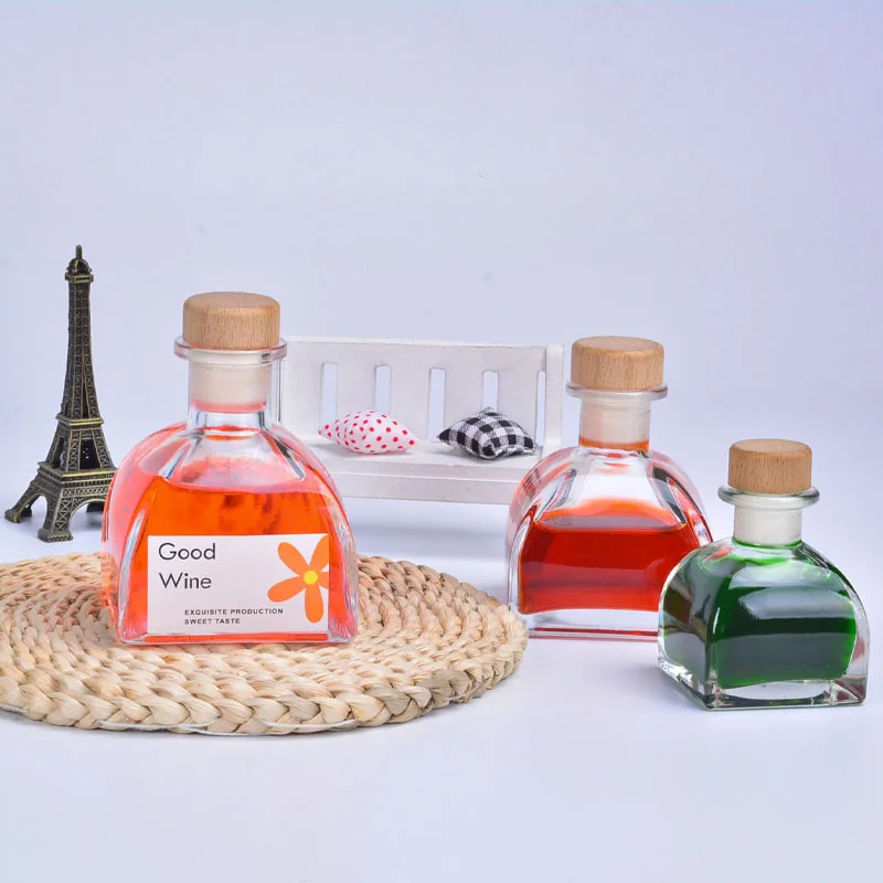 50ml 100ml 220ml Transparent Round Empty Flint Glass Liquor Wine Whisky Vodka Tequila Bottle with sealed Cork Lid
