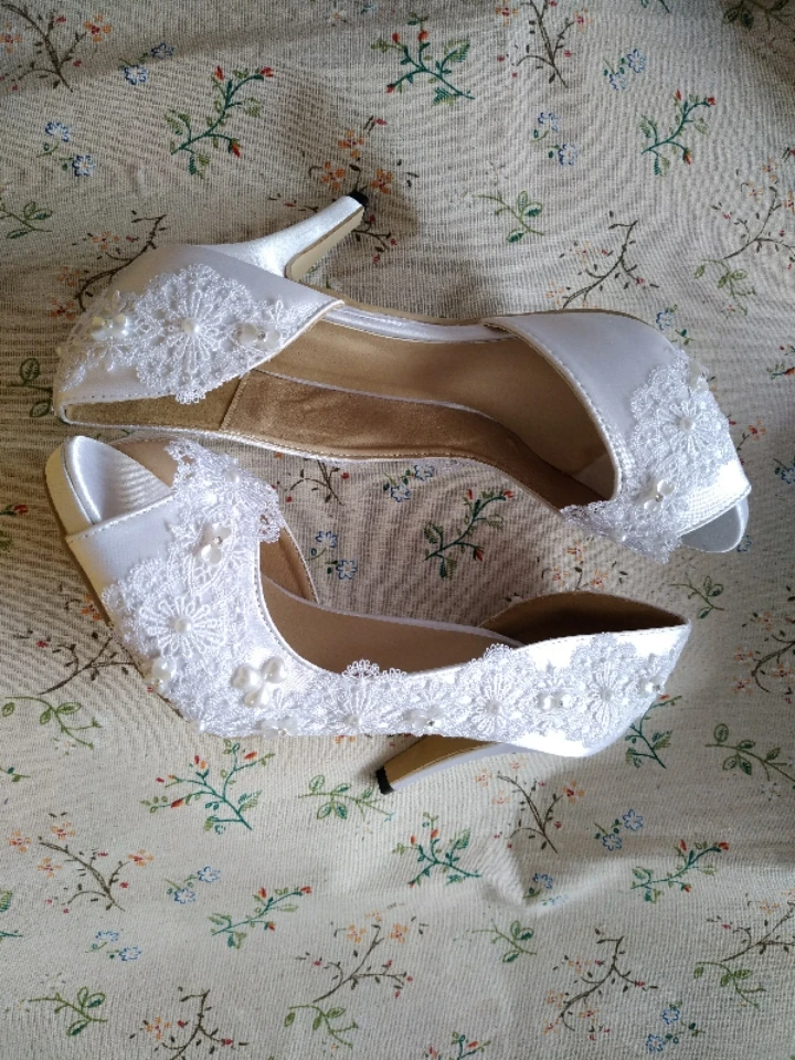 su.cheny- 3" 4” heel white ivory satin lace ribbon open toe
