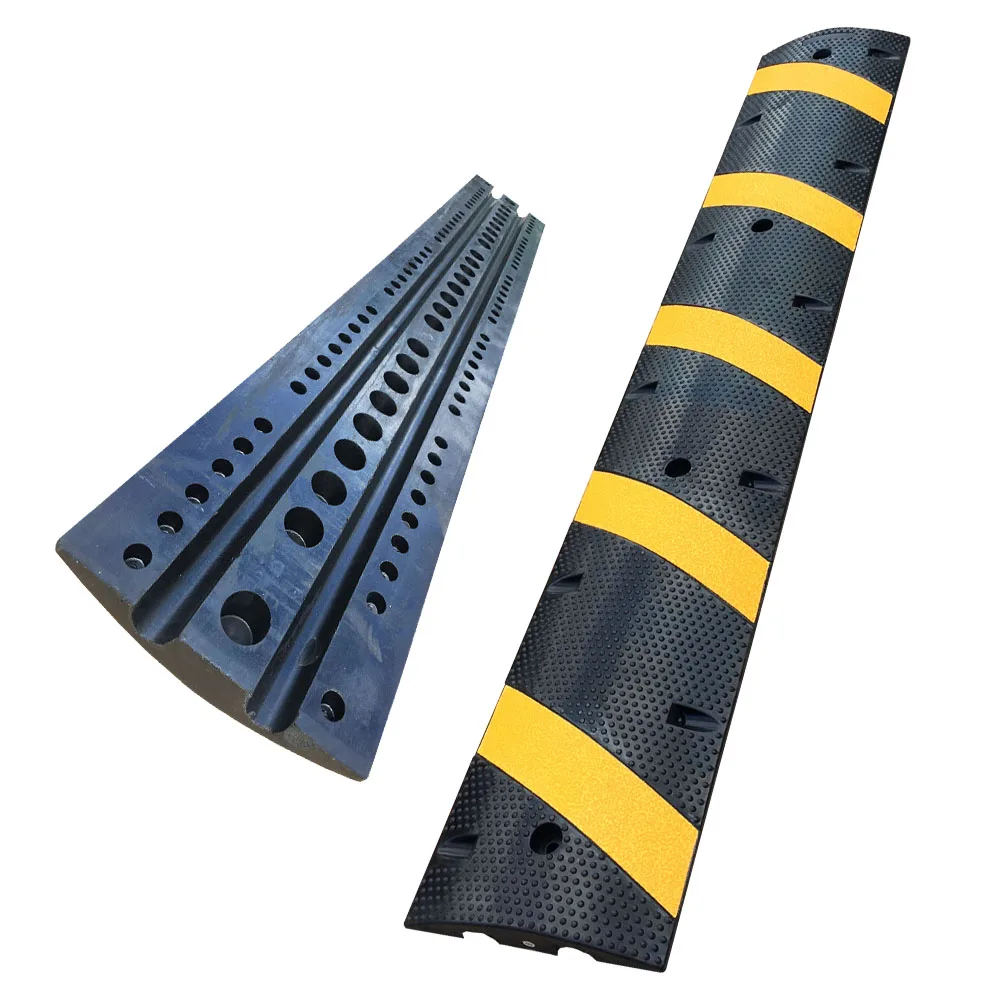 Reflective Rubber 30 Inch 6 Foot 1.83m Road Hump Speed Bump factory