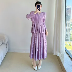 2025 Autumn Collection Miyake Premium Women's Fashion Suit Large Sizes V-Collar Pleated Solid Color Dress