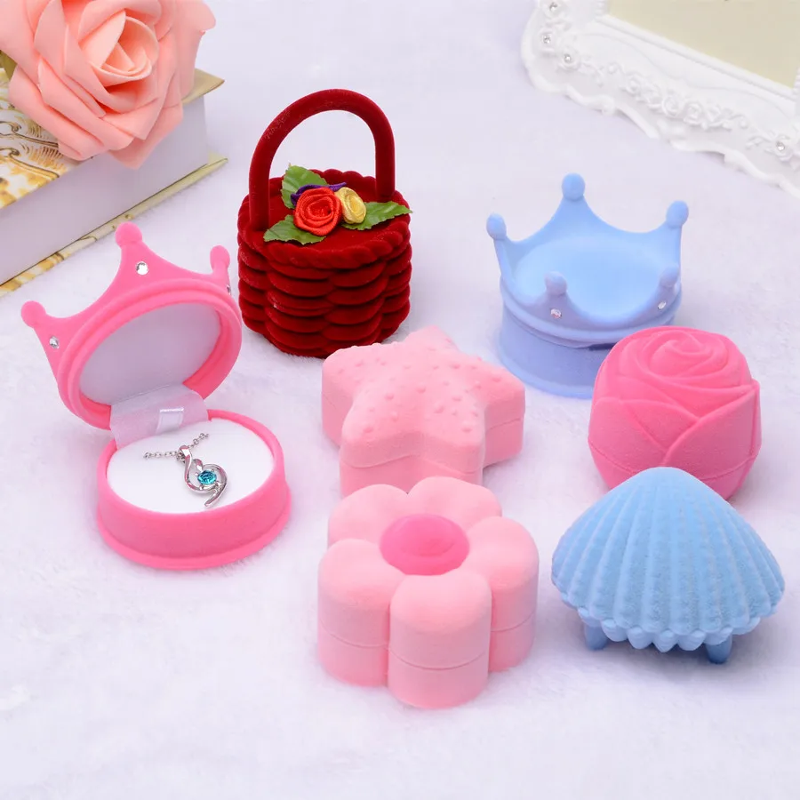 Shell Shape Velvet Display Gift Box Case Lady Jewelry For Earrings Necklace Ring Shell Shape Velvet Display Gift Box Case Lady Jewelry For Earrings Necklace Ring