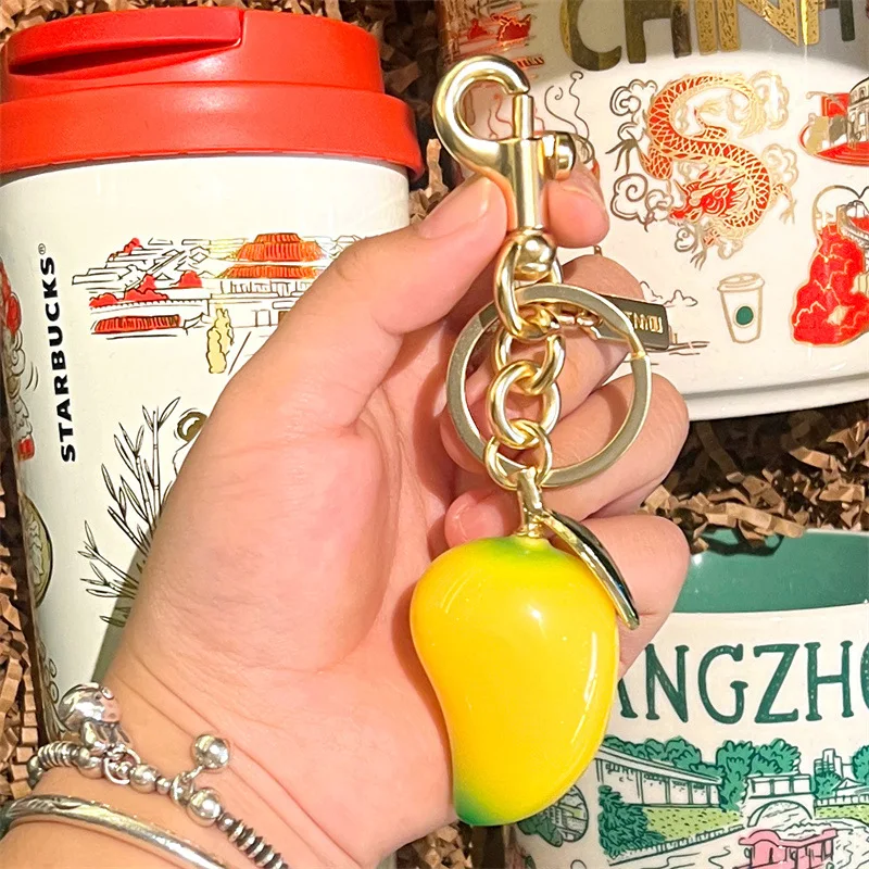 Mengda High-Quality Resin Cartoon Fruit Keychain Pendant