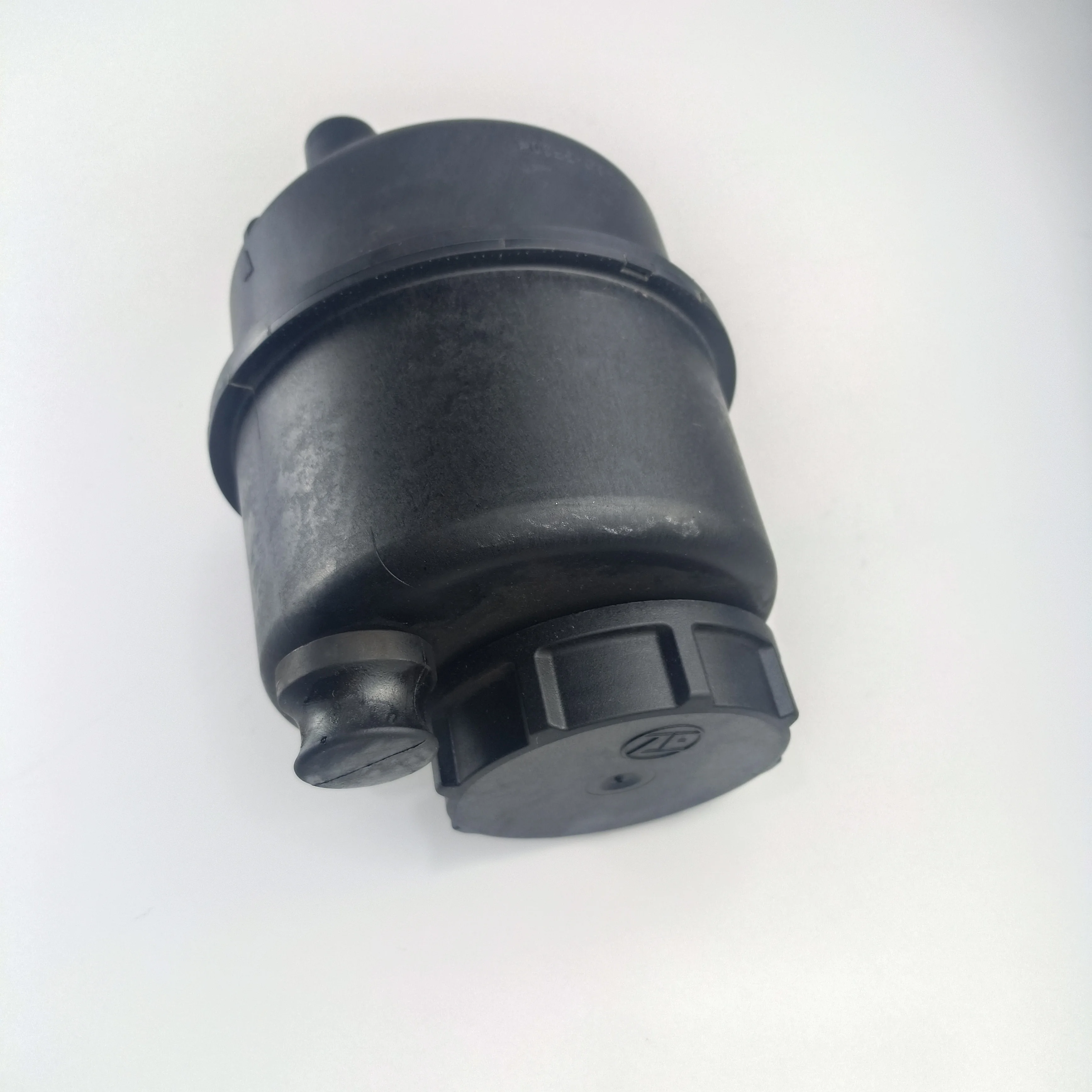 21362869 Fm/fh European Auto Parts Actros Atego Truck Diesel Engine Adblue Oil Reservoir Tank