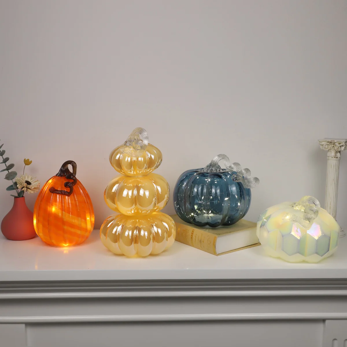 Full Handmade Holiday Gift And Sample Free Luxury Colorful Glass Halloween Pumpkin Decoration