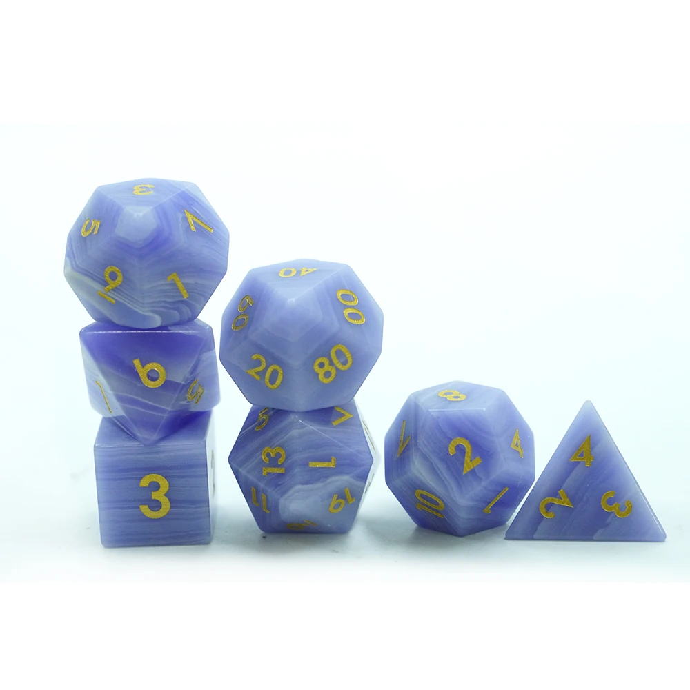 Rukou vyrobená modrá proužkovaná sada 7ks RPG Dungeons and Dragons, originální logotyp, drahokamy, mnohostěnné kostky s logem pro hry DnD