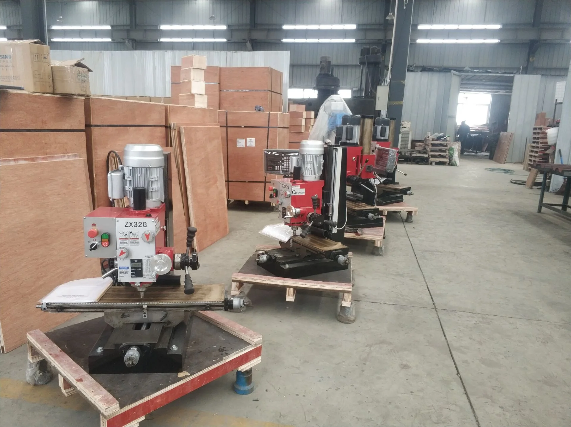 ZX32G Drilling and Milling Machine with Metal Working