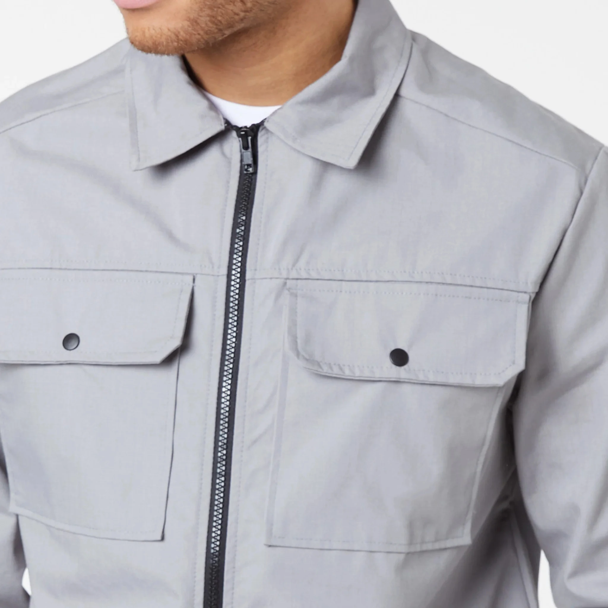 Customize Men Woven twill fabric in center zipper and flat patch pockets style Utility Overshirt jacket_voghion.com