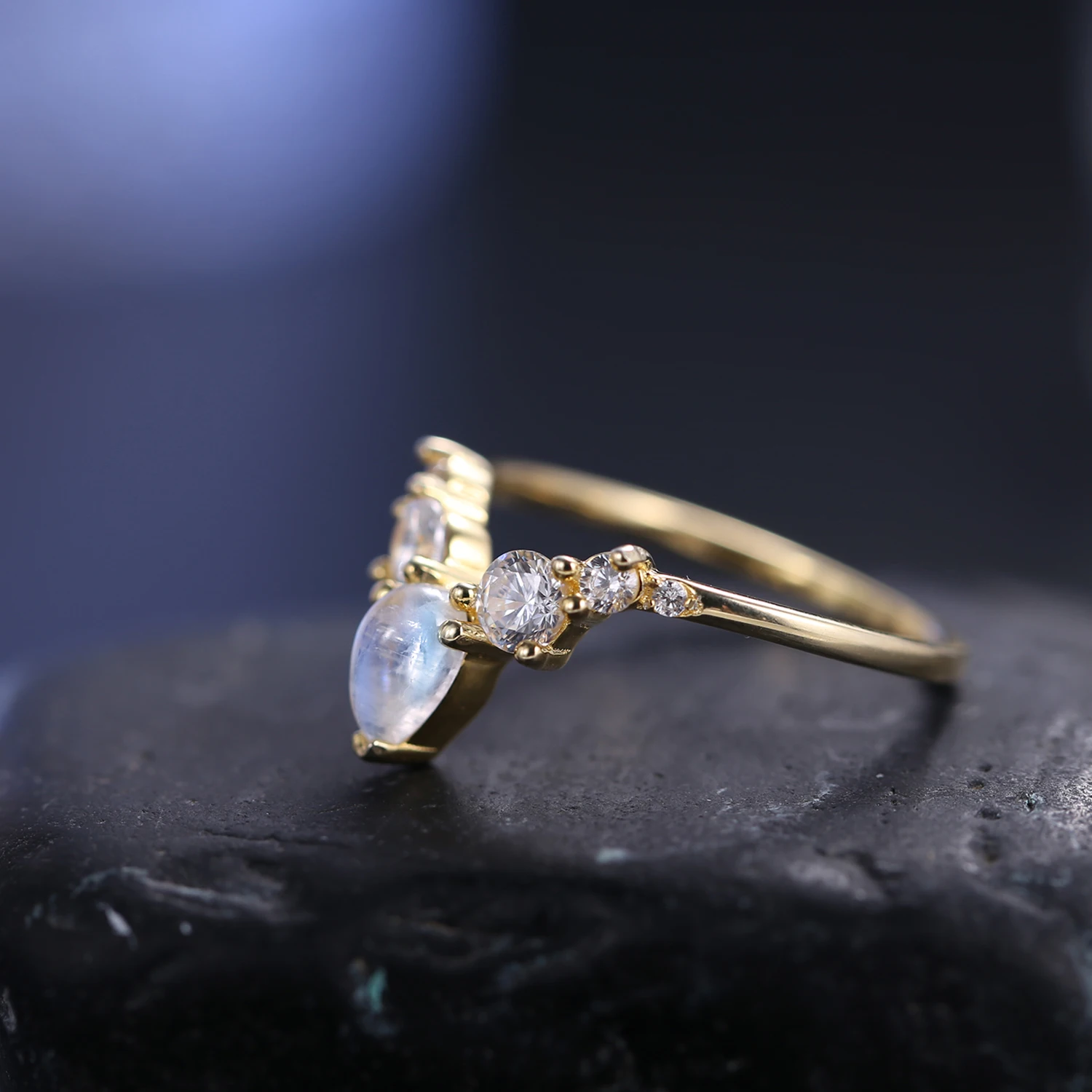 Luxury Jewelry Customization Tarnish Free Engagement Rings