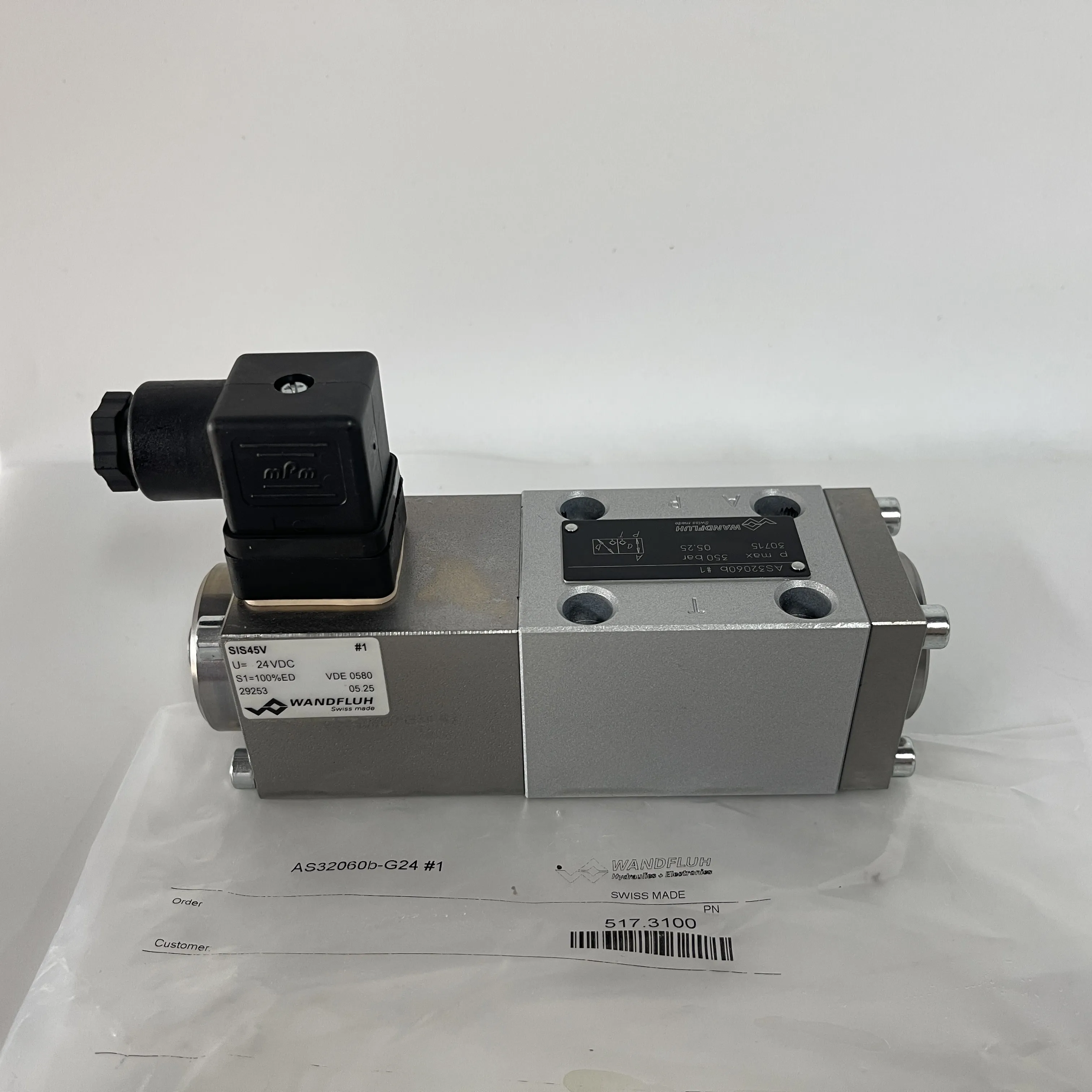 Wandfluh Solenoid Valve AS32060b-G24 