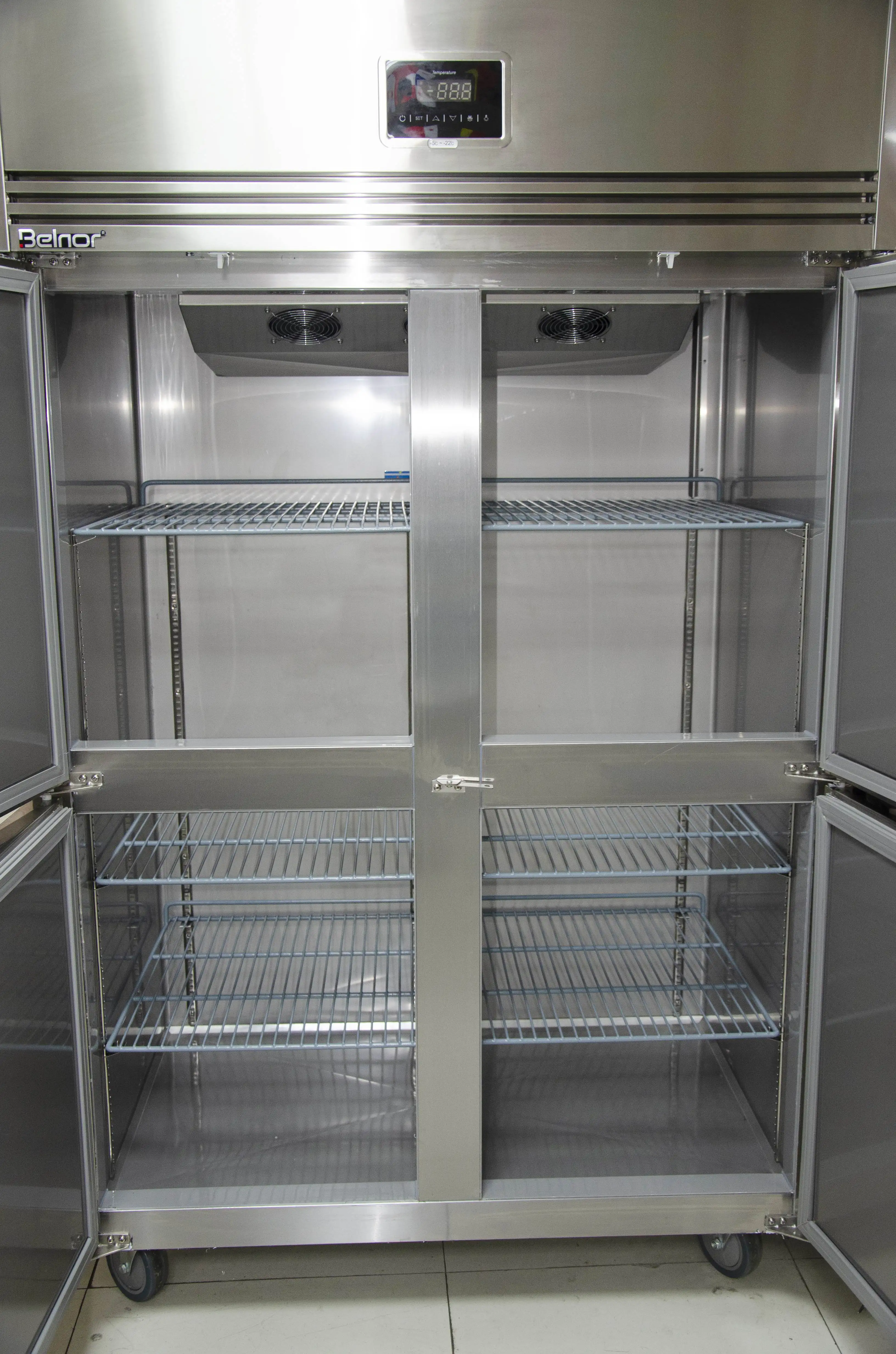 Stainless Steel 304/201 844L 4-Door Vertical Commercial Freezer with -12~-18 Temperature