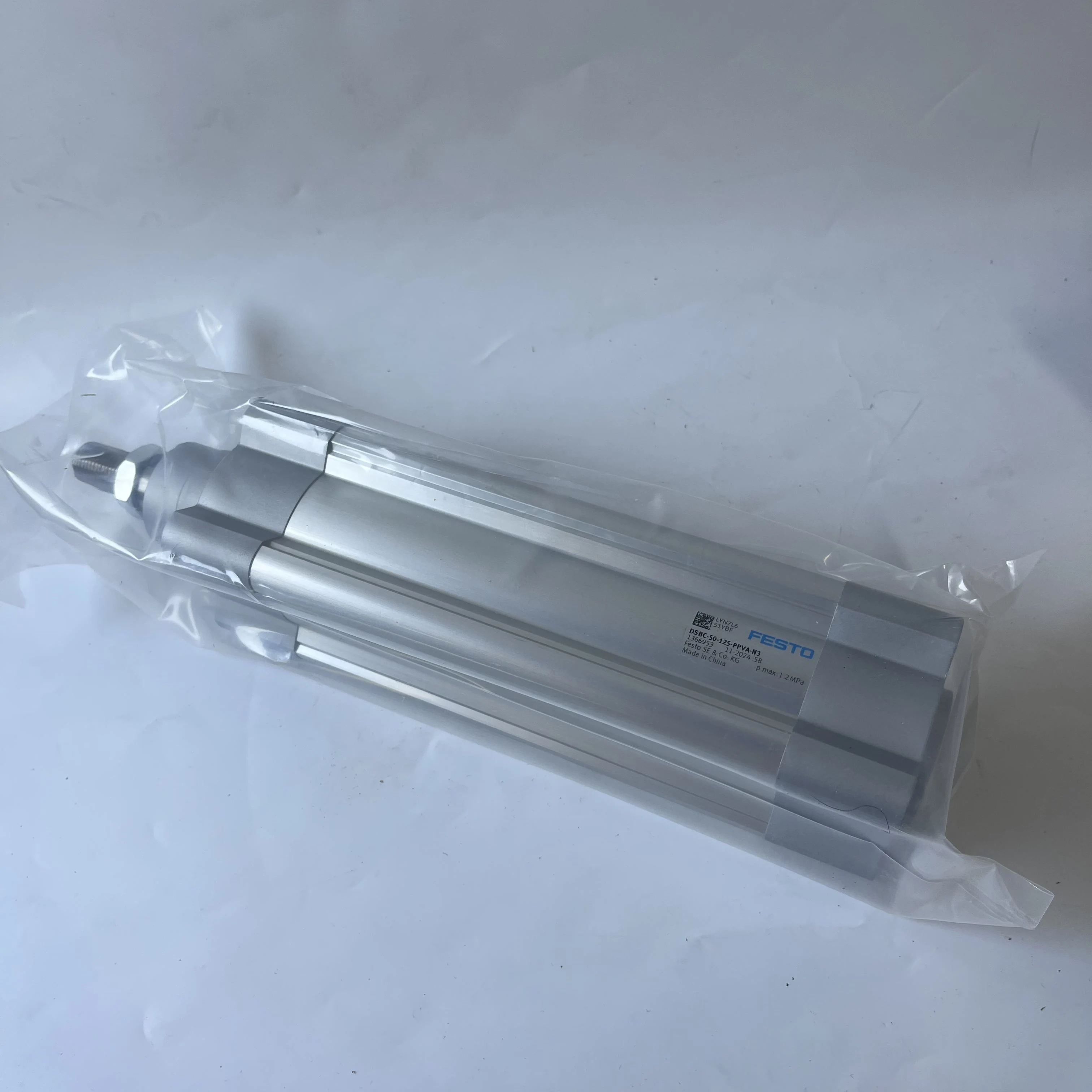 Festo Pneumatic Cylinder DSBC-50-125-PPVA-N3 1366953 Festo Pneumatic Cylinder DSBC-50-125-PPVA-N3 1366953