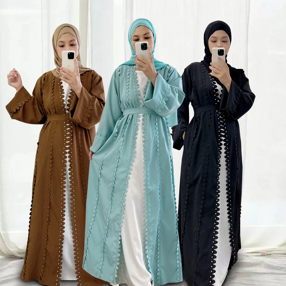 2026 Fashion Elegant Muslim Abaya Dress With Diamonds and Petaloid Decoration Loriya Open Abaya for Muslim Women