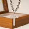 Collar de cadena cubana Silver Cross