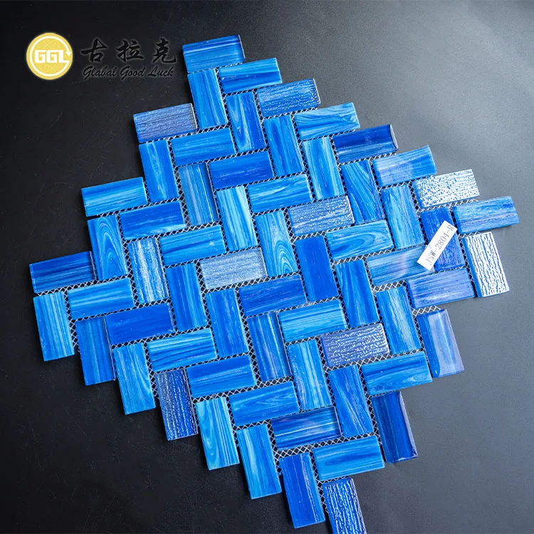 Directly Selling Surface Shining Swimming Pool Herringbone Tile Glass Mosaic Tile Crystal Mosaic Glass Tile for Wall Decor manufacture