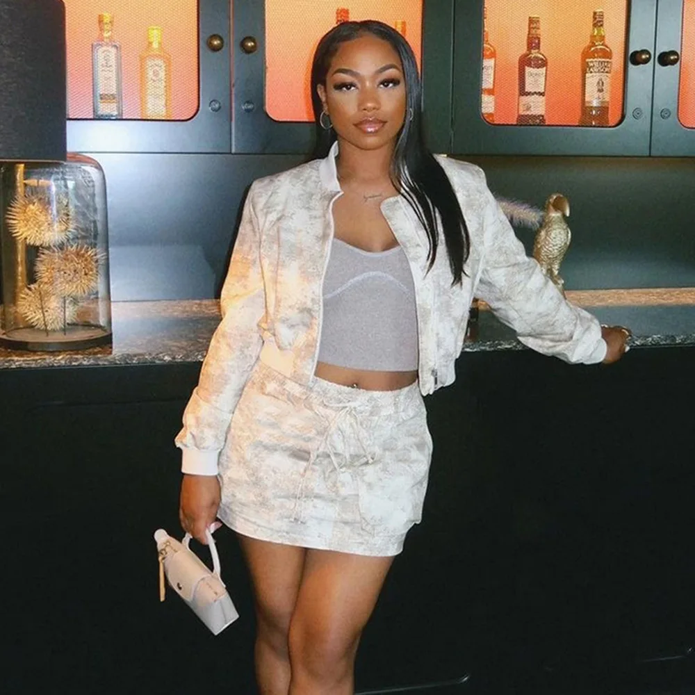 Mini Skirt Suit Set - Trendy Long Sleeve Crop Top & Shorts