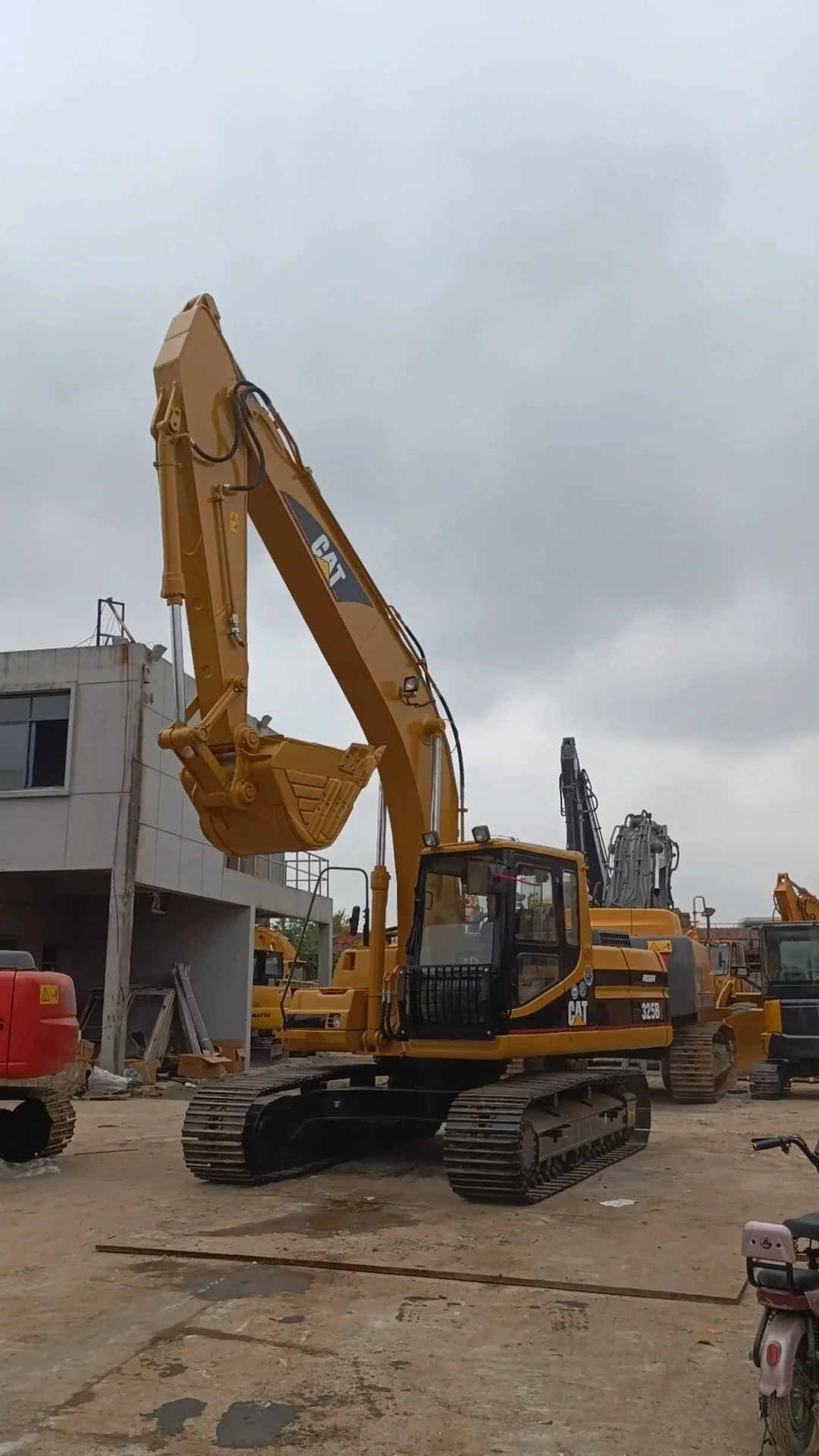 Hot Selling 25 Ton Cat 325bl Used Excavators Japan Original Caterpillar ...