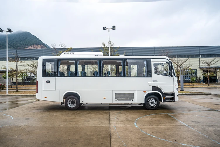 Alibaba.com: 15-seater mini bus, 7-8m diesel Cummins engine, CE/BV/ISO ...