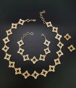 Stylish New Arrival 18K Gold Plated  VVS VS Lab Diamond Four Leaf Clover Tennis Bracelet Fashion Femme Fine Bangle