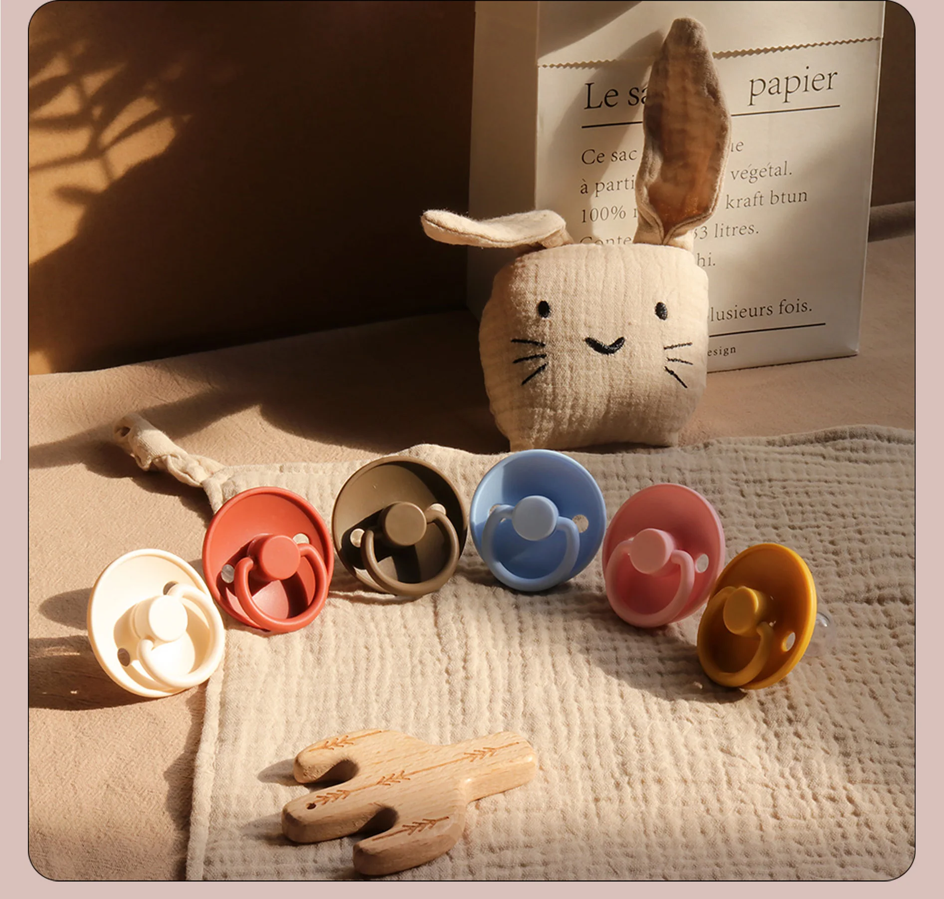 Eco Friendly Lips Bow Bibs Pacifier Rubber Nipple Wholesale Newborn