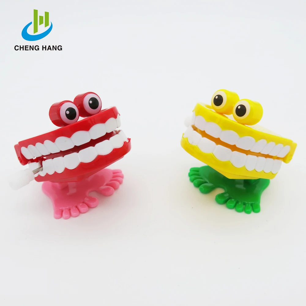Kids Funny Wind Up Toys Clockwork Jumping Teeth For Halloween Gift